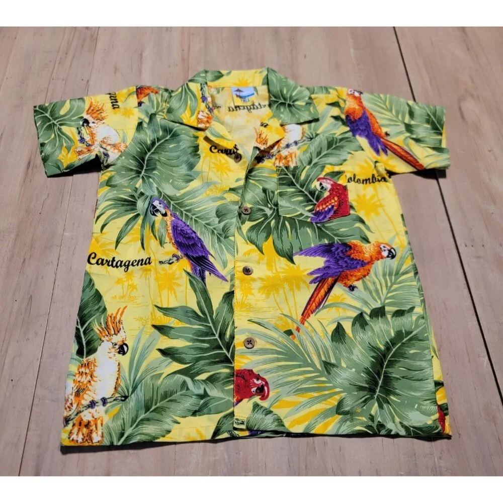Vintage YMLA Shorts Set Cartegena Colombia Tropical Parrots Silk Feel Sz Boys 10